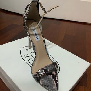 Steve Madden Sane Snake Heels